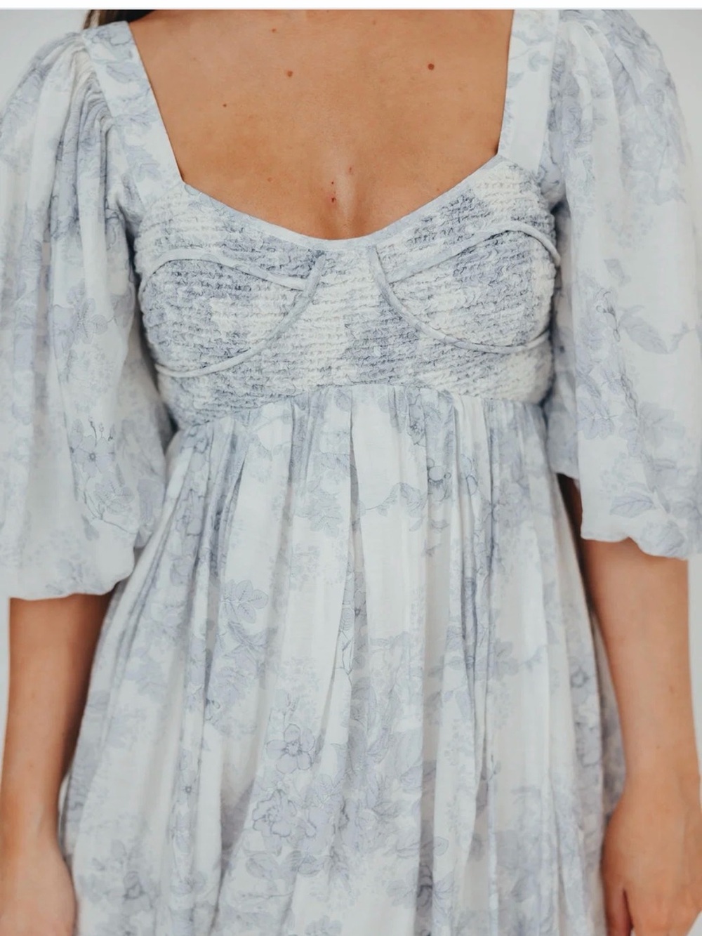 Smocked Bust Light Blue Floral Midi Dress with Puff Sleeves